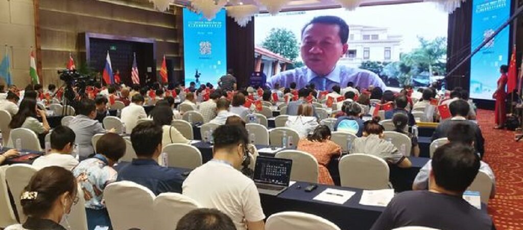 第二届回顾 | 缅甸中华总商会会长林文猛在第二届丝路国际合作高峰论坛开幕式致辞