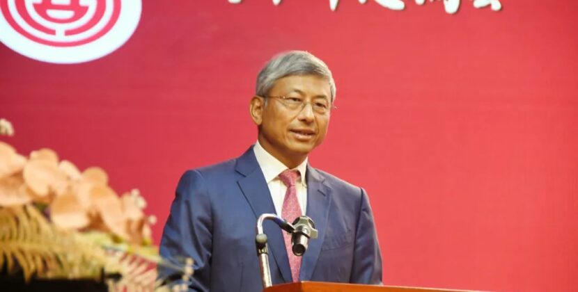陈海大使出席缅甸中华总商会获颁“华社之光”荣誉称号庆祝活动